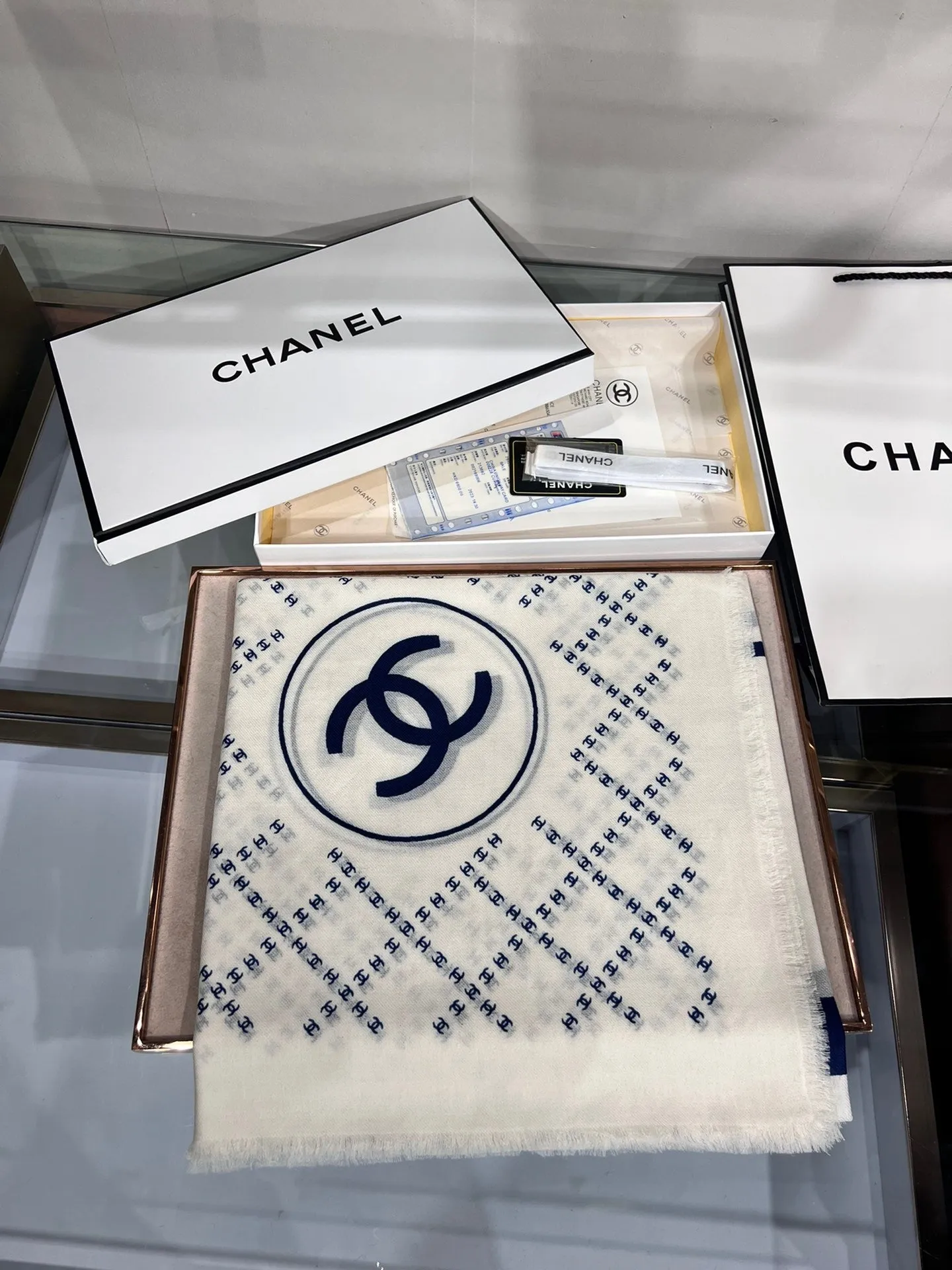 CLTH350 CC Square Cashmere Scarf / 140x140cm(55.1x55.1in)