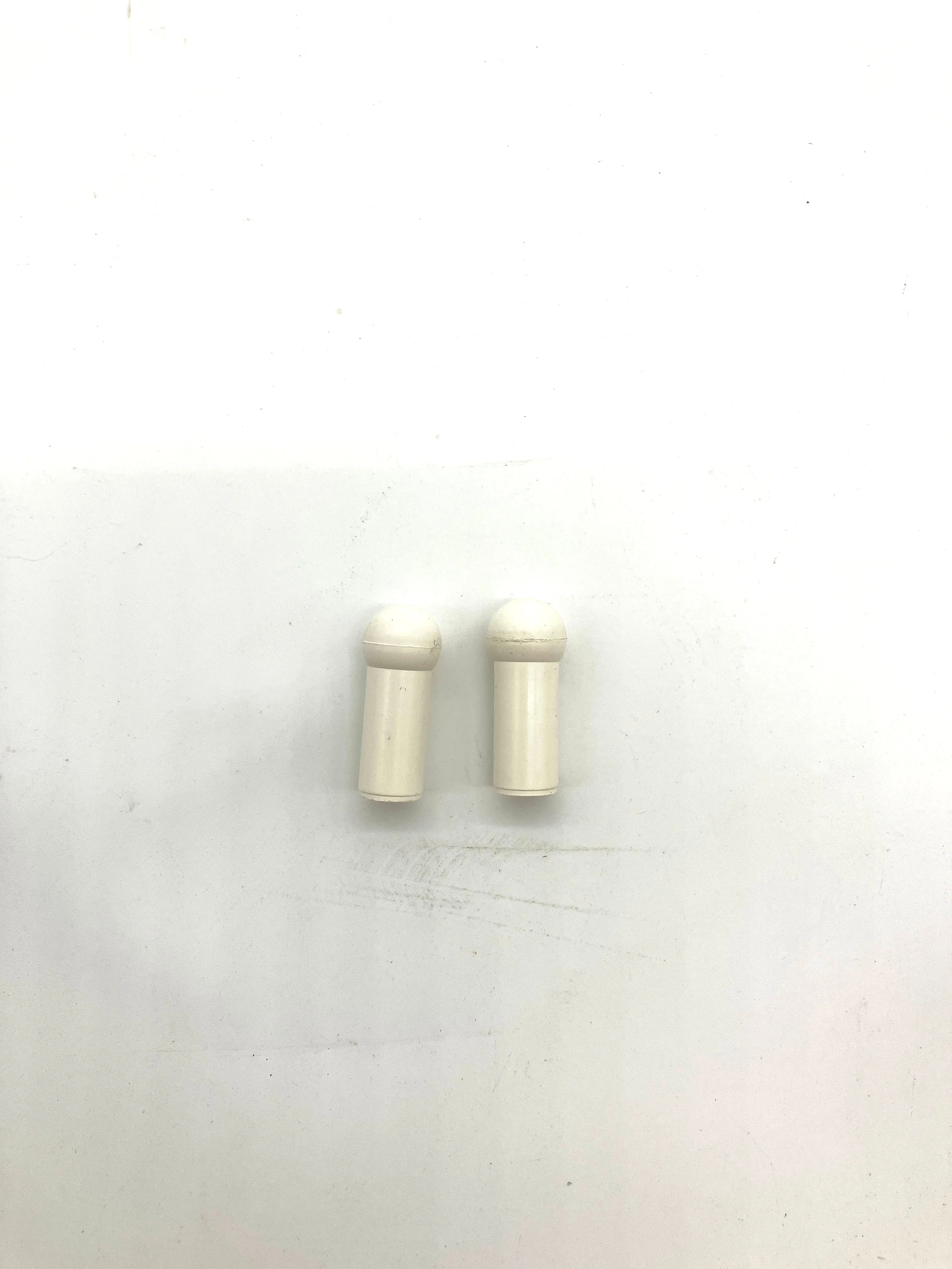 Sun Visor Tips Pair 66-74  A,B,E Body White